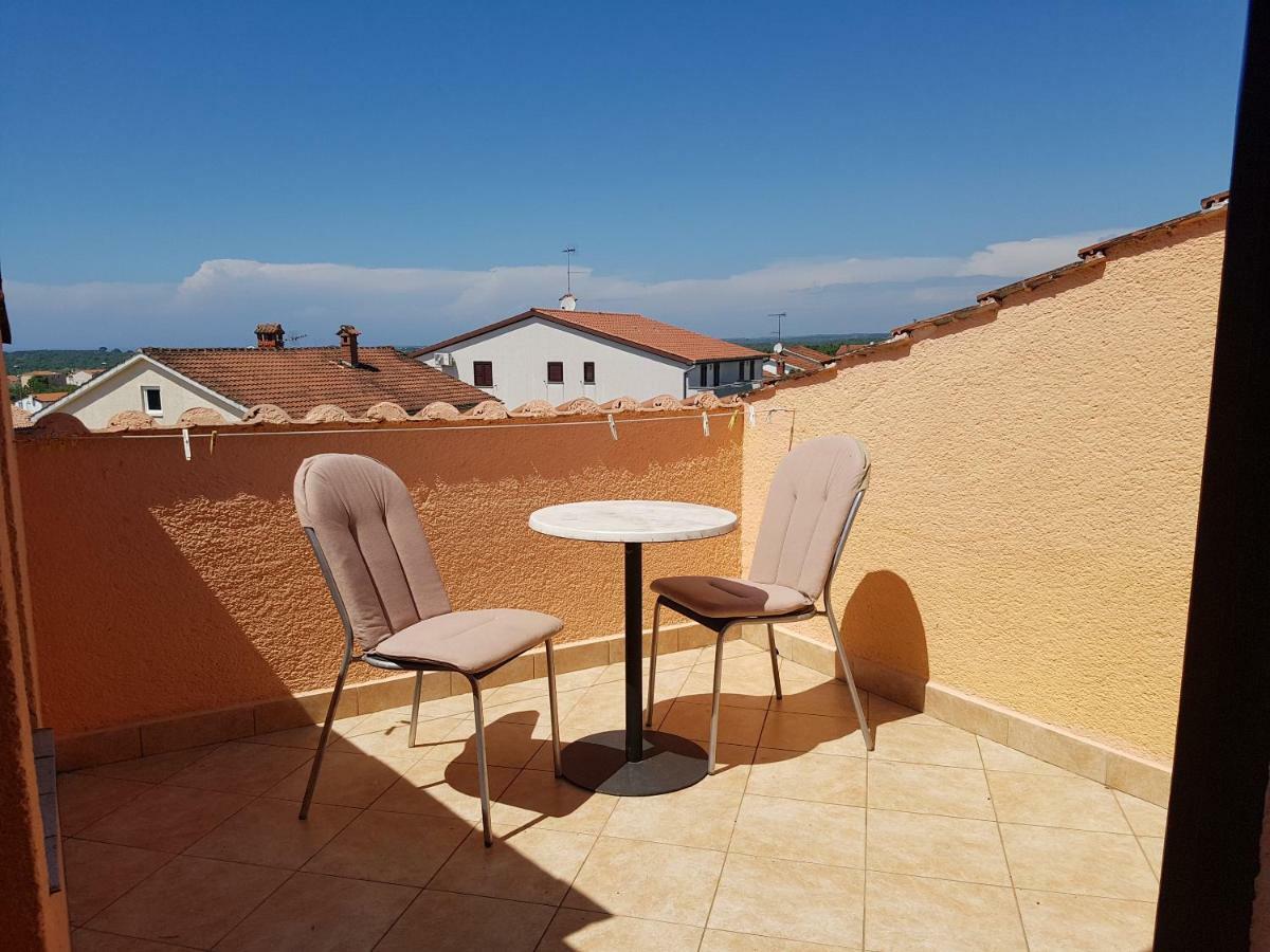 Rooms Siesta Porec Exterior photo